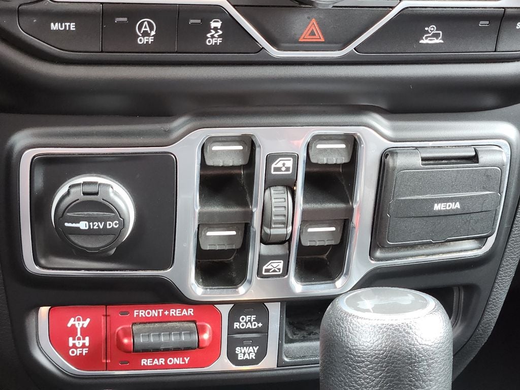 2023 Jeep Wrangler 4-Door Rubicon - Photo 28