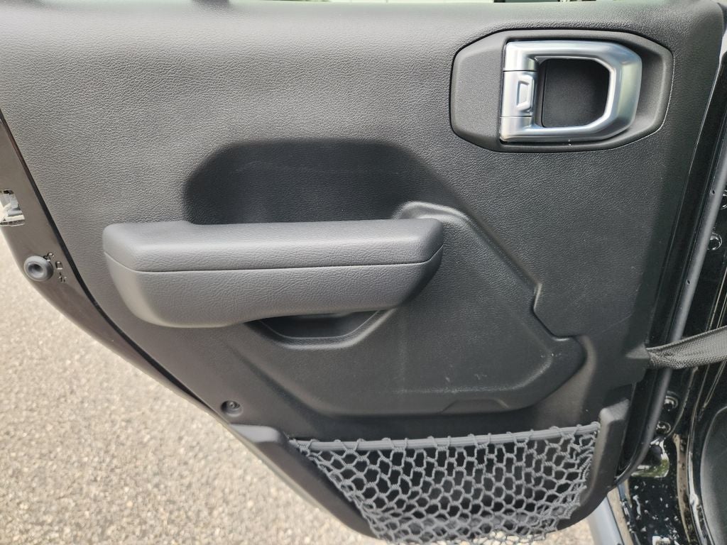 2023 Jeep Wrangler 4-Door Rubicon - Photo 35