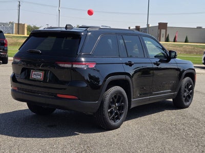 2024 Jeep Grand Cherokee Altitude