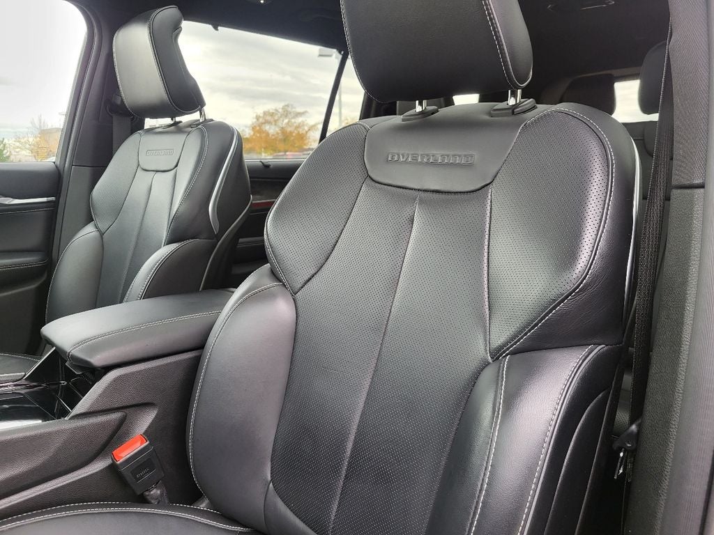 2023 Jeep Grand Cherokee L Overland 4x4