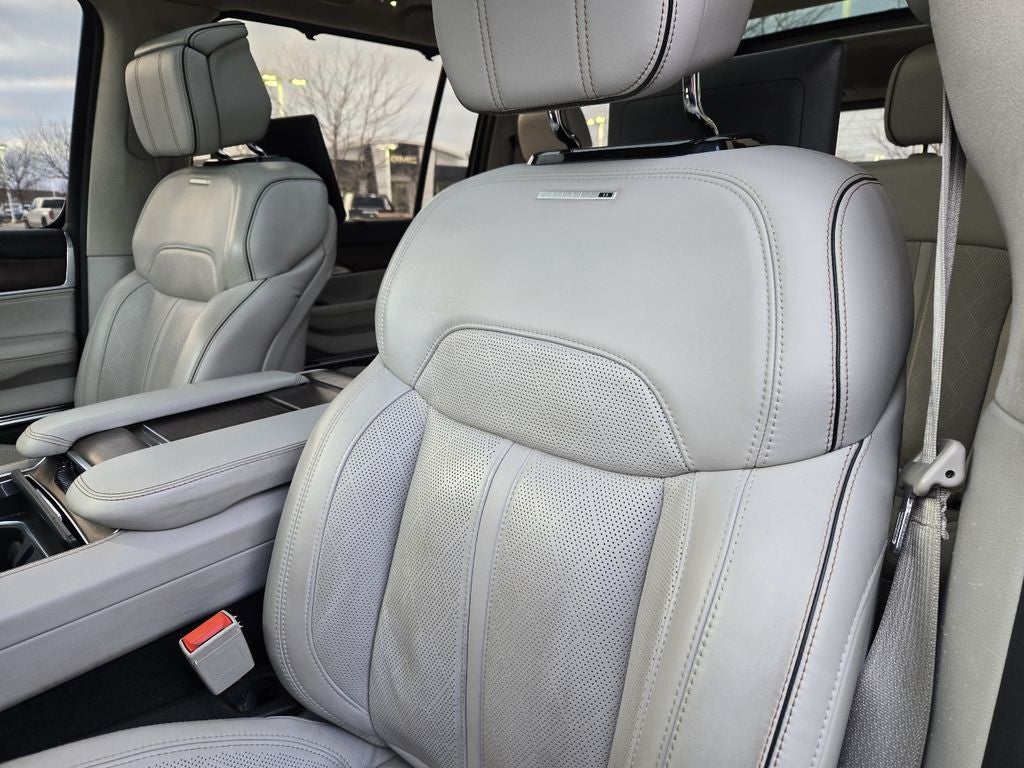 2022 Jeep Grand Wagoneer Series II