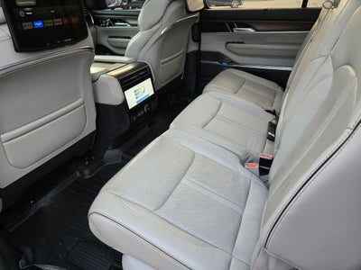 2022 Jeep Grand Wagoneer Series II