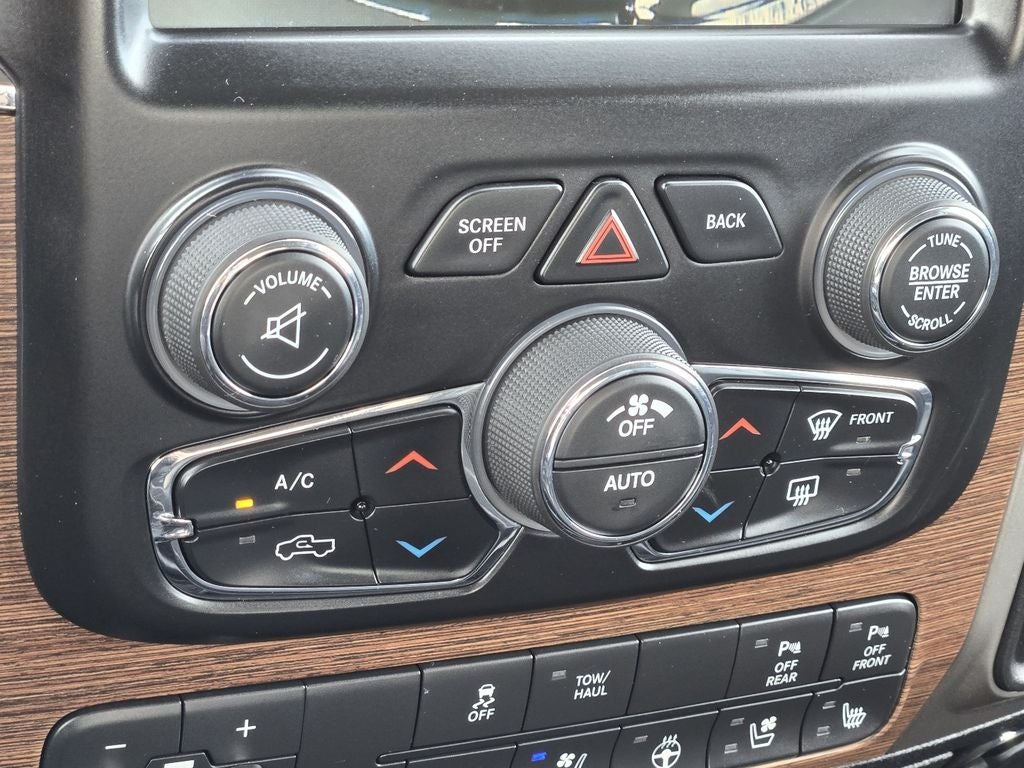 2016 RAM 1500 Laramie