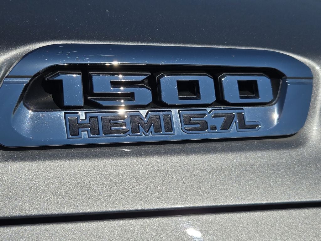 2019 RAM 1500 Big Horn/Lone Star Quad Cab 4x4 6'4" Box