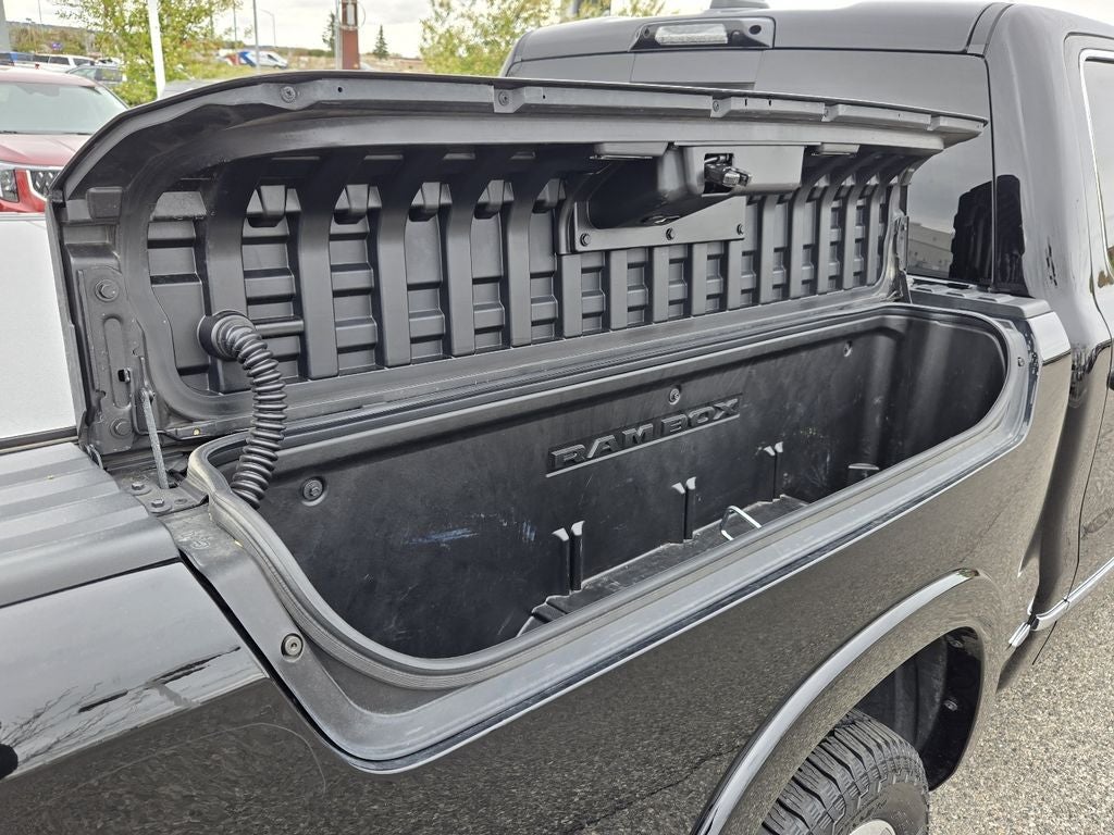2021 RAM 1500 Limited Crew Cab 4x4 5'7" Box