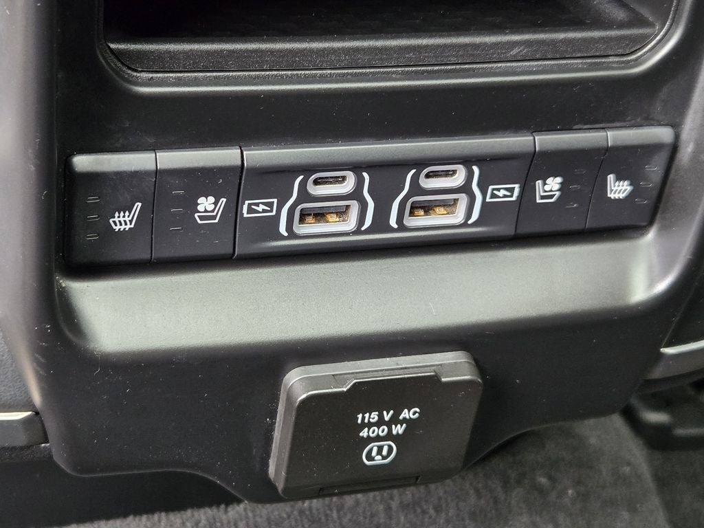 2021 RAM 1500 Limited Crew Cab 4x4 5'7" Box