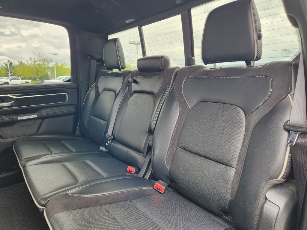 2021 RAM 1500 Laramie Crew Cab 4x4 6'4" Box