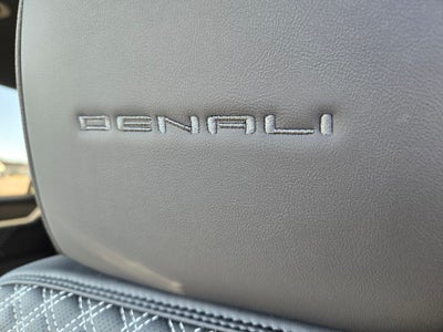 2025 GMC Acadia Denali
