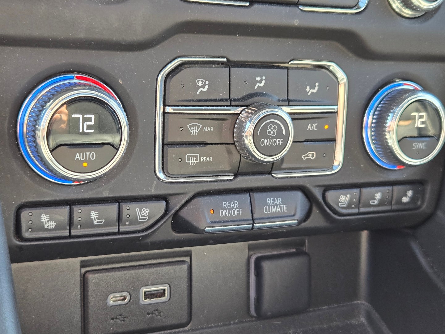 2023 GMC Yukon AT4