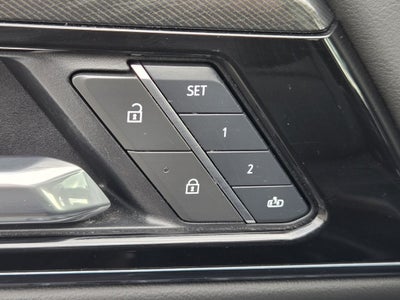 2025 GMC Yukon XL AT4