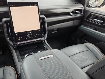 2025 GMC Yukon XL AT4