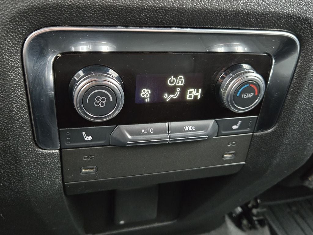 2025 GMC Yukon XL AT4