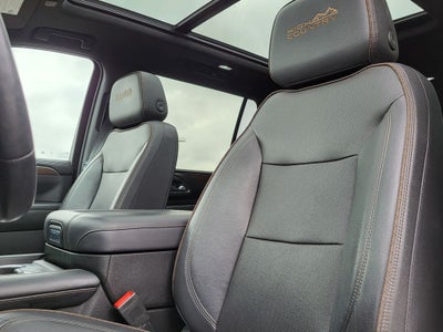 2022 Chevrolet Suburban High Country
