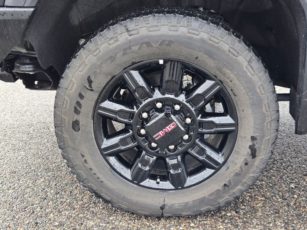 2025 GMC Sierra 2500 HD AT4