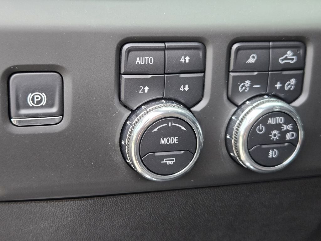 2025 GMC Sierra 3500 HD AT4