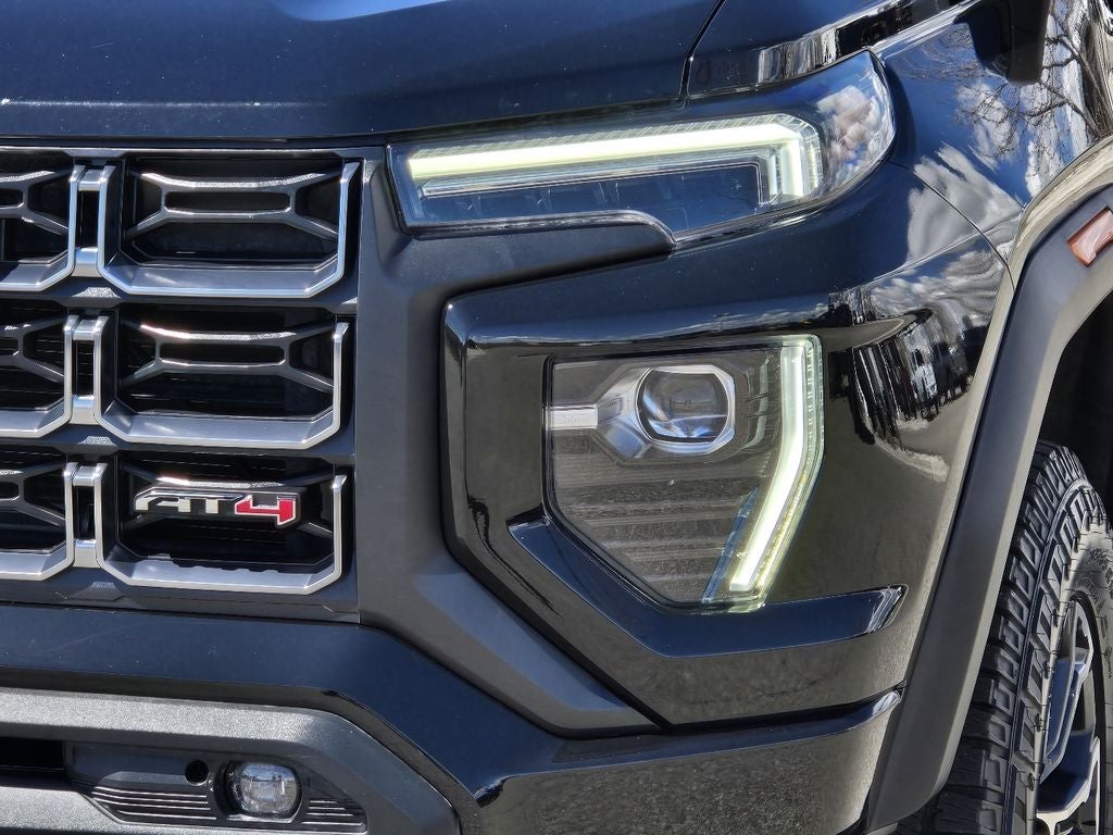 2024 GMC Canyon AT4