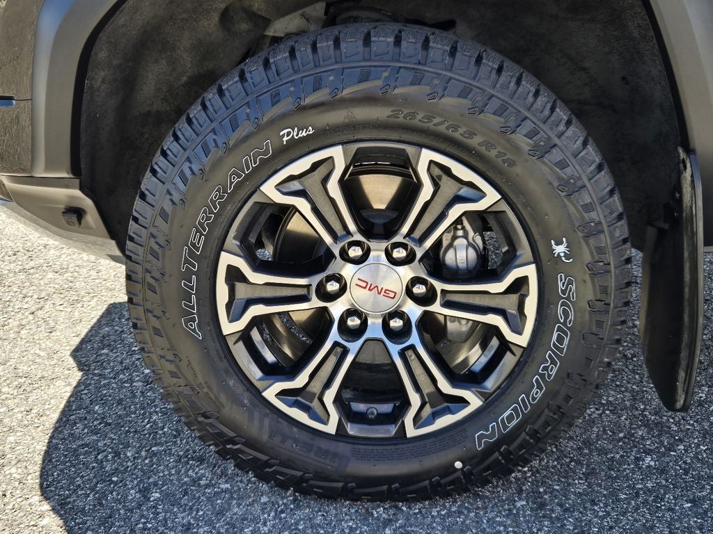 2024 GMC Canyon AT4
