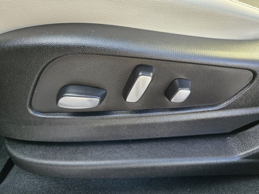 2022 Cadillac XT5 Sport