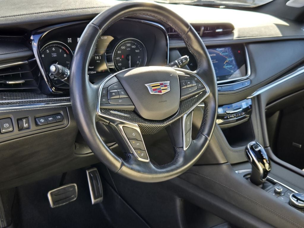 2022 Cadillac XT5 Sport