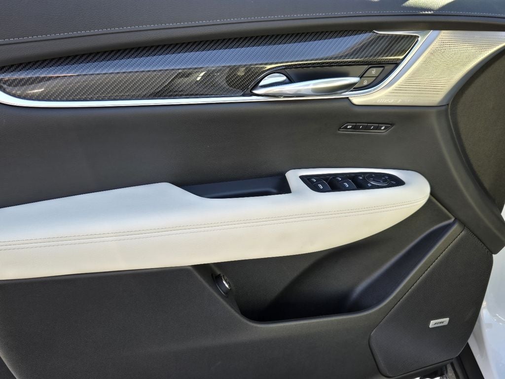 2025 Cadillac XT6 Sport