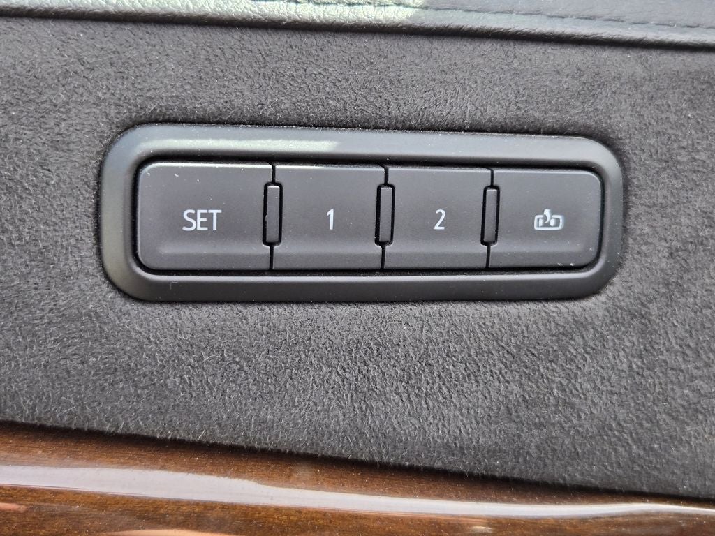 2020 Cadillac Escalade Premium Luxury