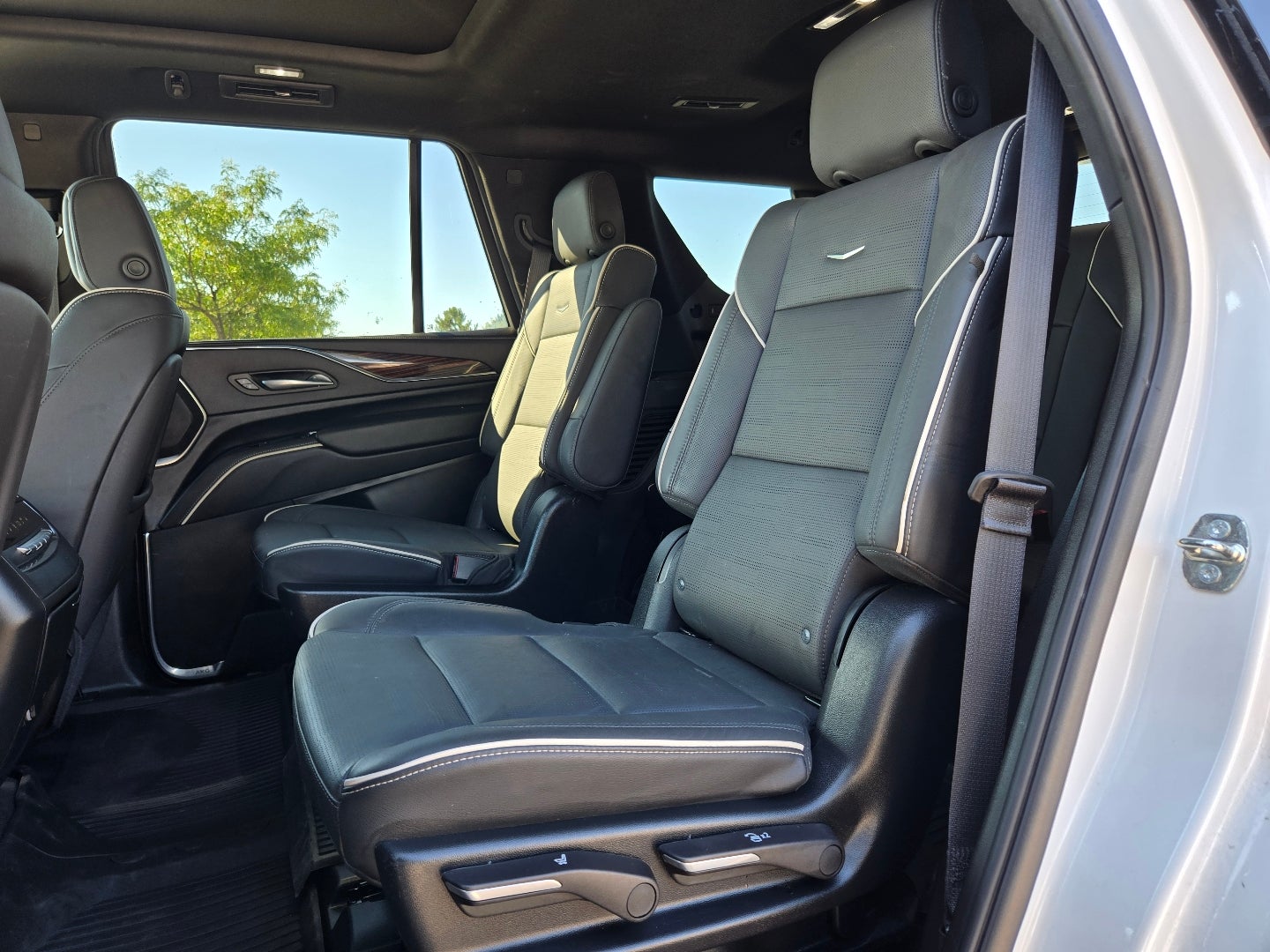 2024 Cadillac Escalade Premium Luxury