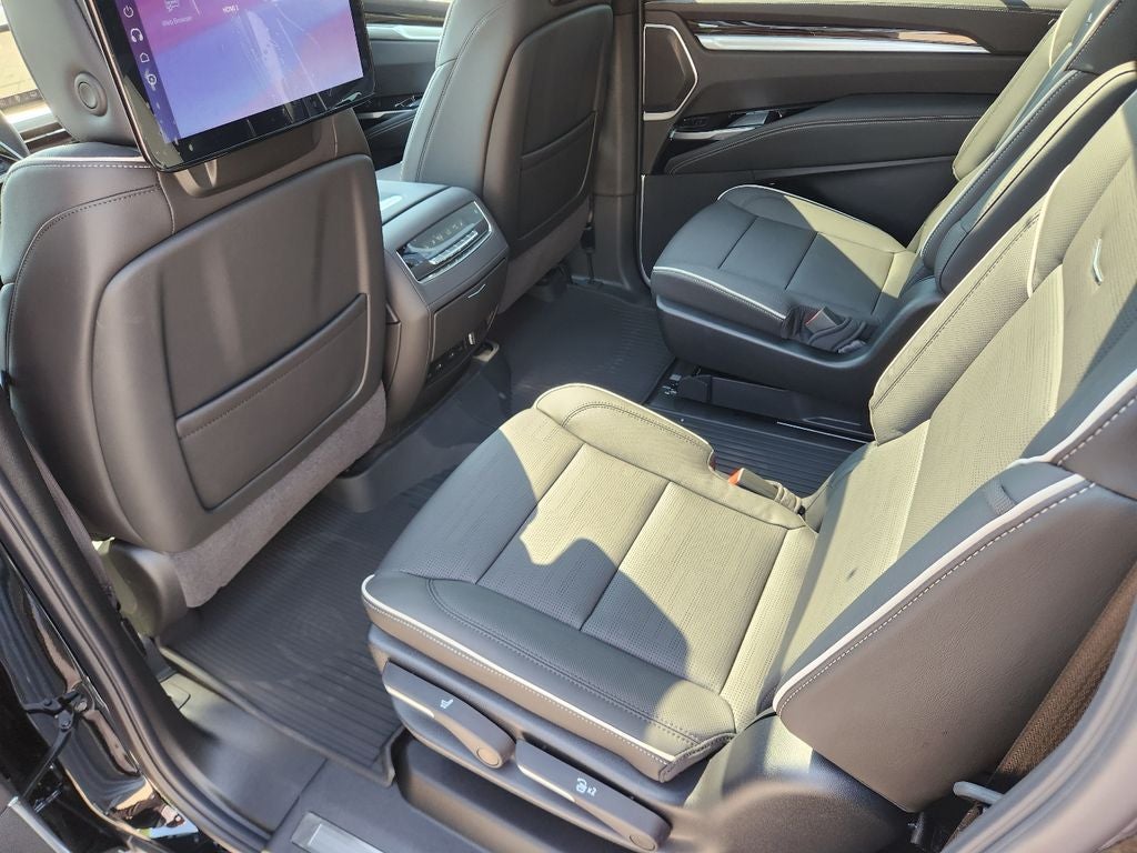 2026 Cadillac Escalade ESV Luxury