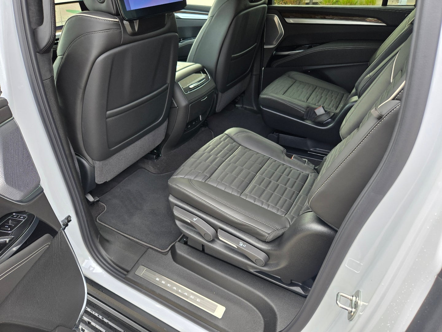2026 Cadillac Escalade ESV Platinum Sport