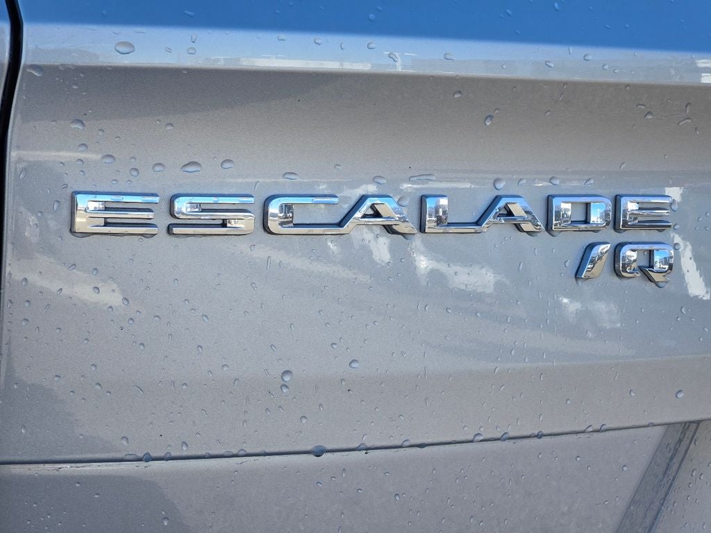 2025 Cadillac ESCALADE IQ Luxury 2