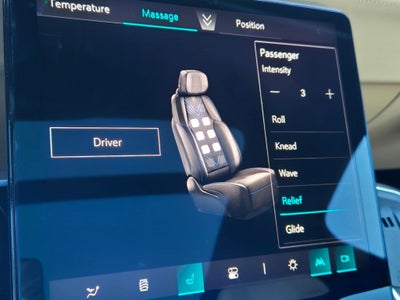 2025 Cadillac ESCALADE IQ Luxury 2