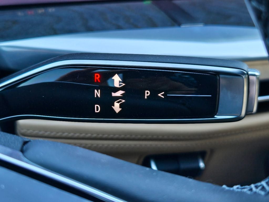 2025 Cadillac ESCALADE IQ Luxury 2