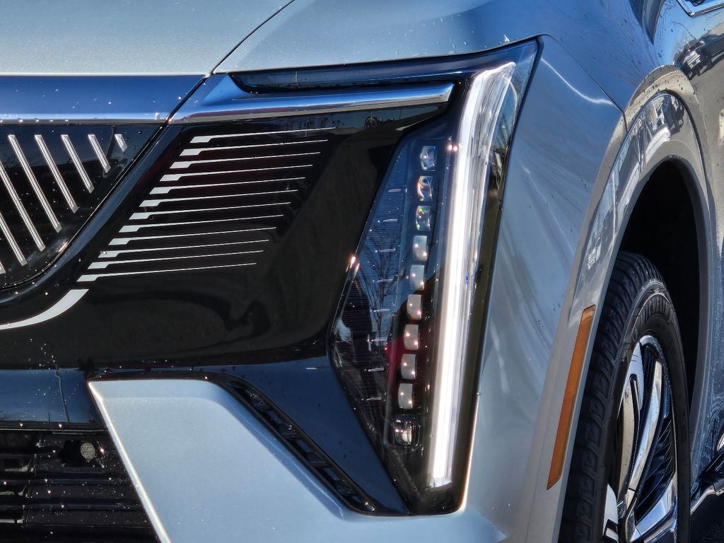 2025 Cadillac ESCALADE IQ Luxury 2