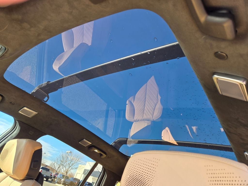 2025 Cadillac ESCALADE IQ Luxury 2