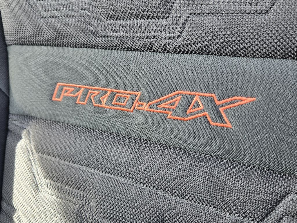 2023 Nissan Frontier Crew Cab PRO-4X 4x4