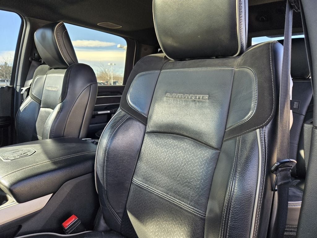 2019 RAM 3500 Laramie Crew Cab 4x4 6'4" Box