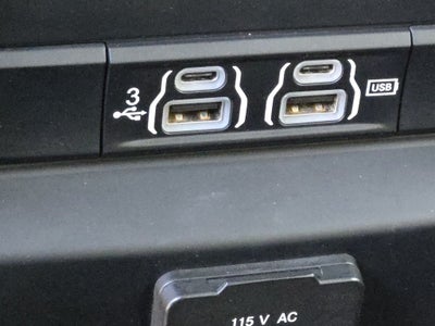 2019 RAM 3500 Laramie Crew Cab 4x4 6'4" Box