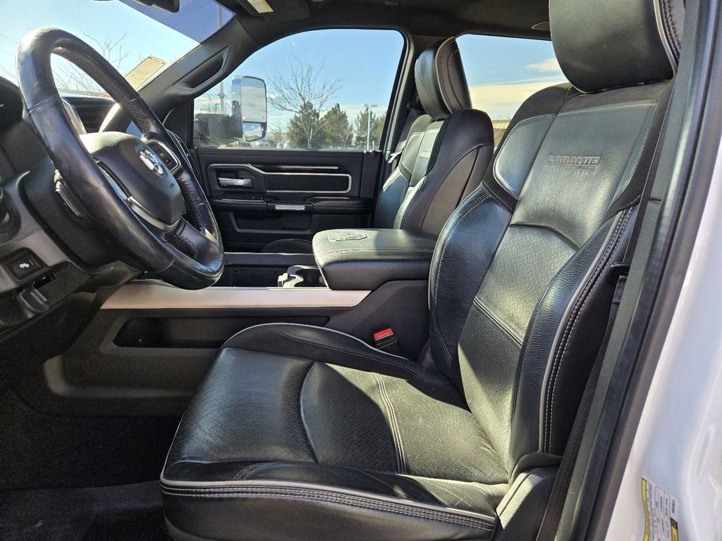 2019 RAM 3500 Laramie Crew Cab 4x4 6'4" Box