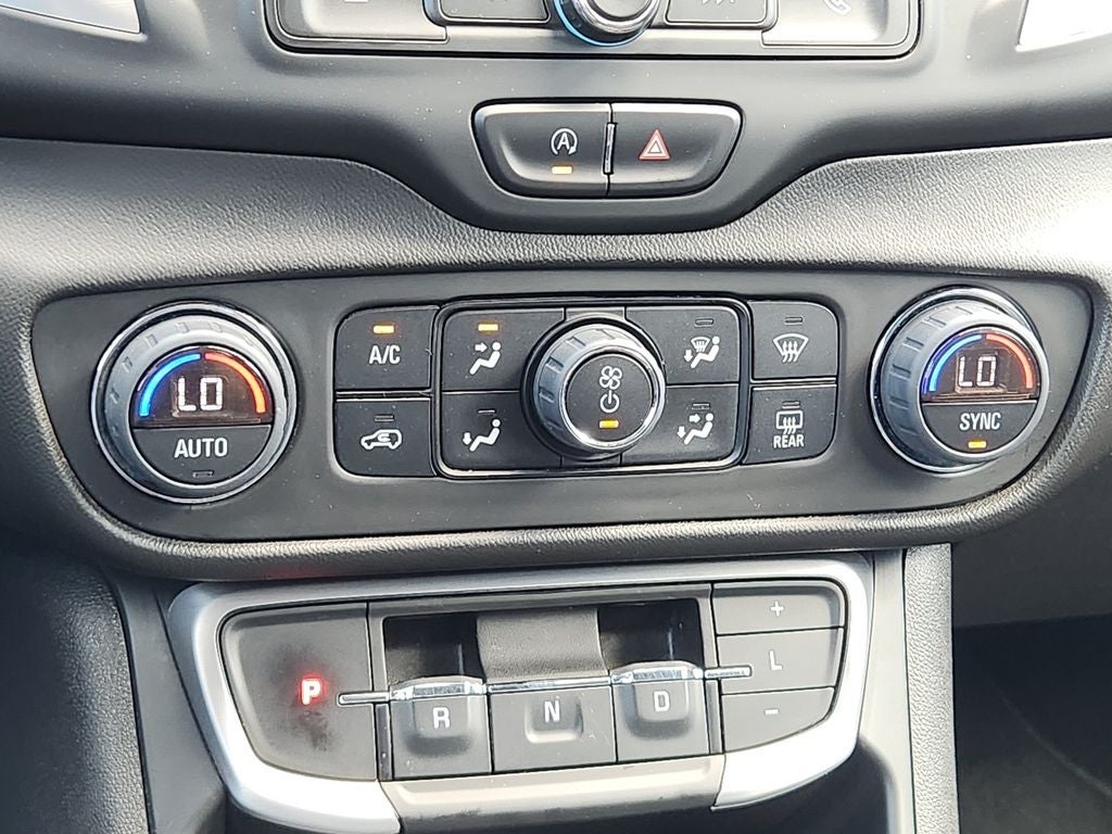 2023 GMC Terrain SLE - Photo 23