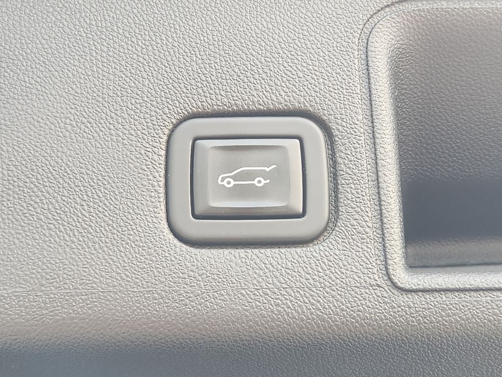 2023 GMC Terrain SLE - Photo 7