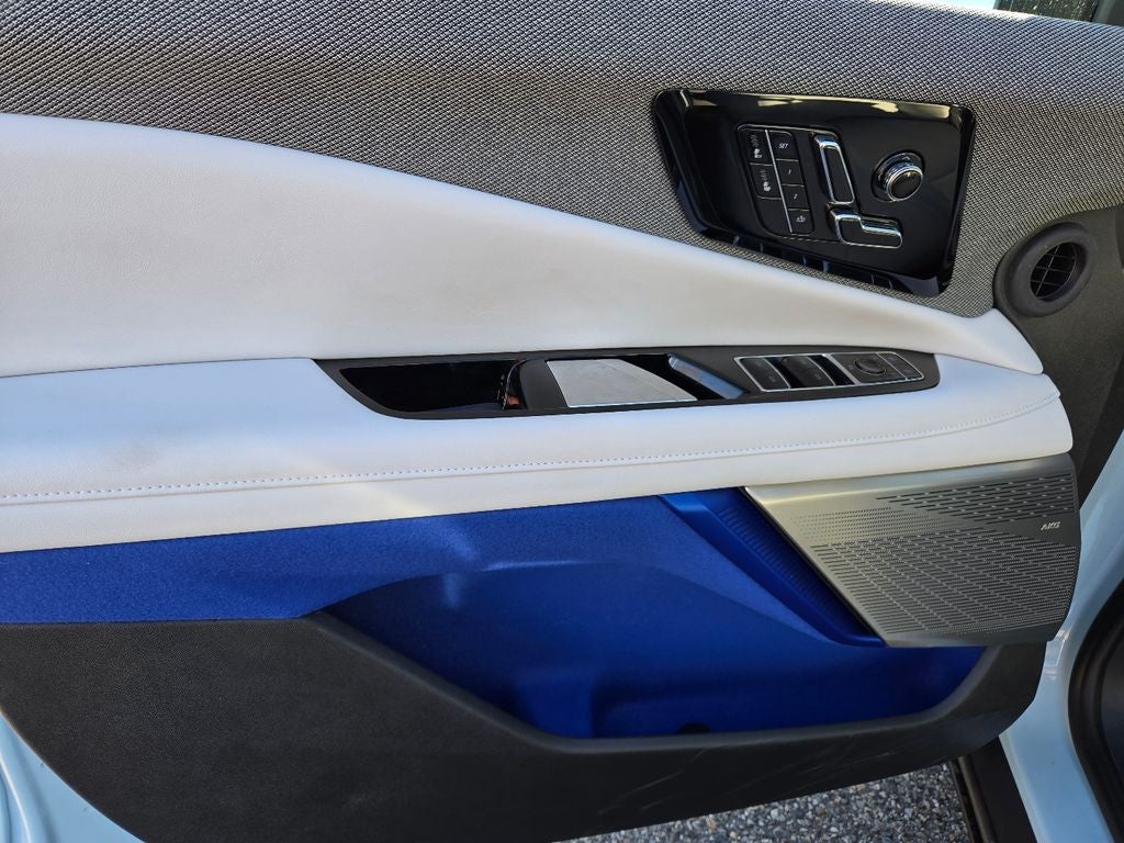 2025 Cadillac OPTIQ Sport 1