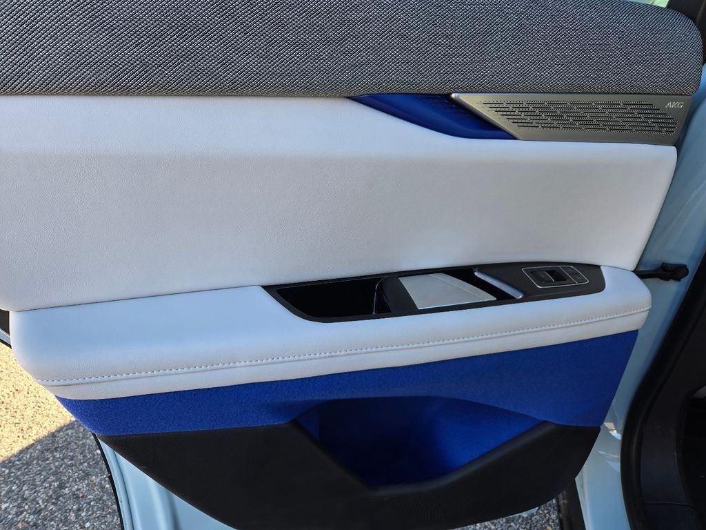 2025 Cadillac OPTIQ Sport 1