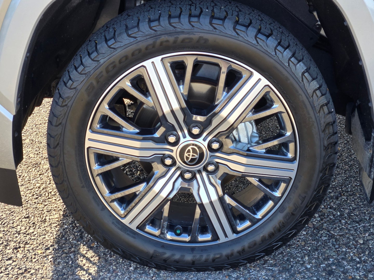 2023 Toyota Sequoia Capstone