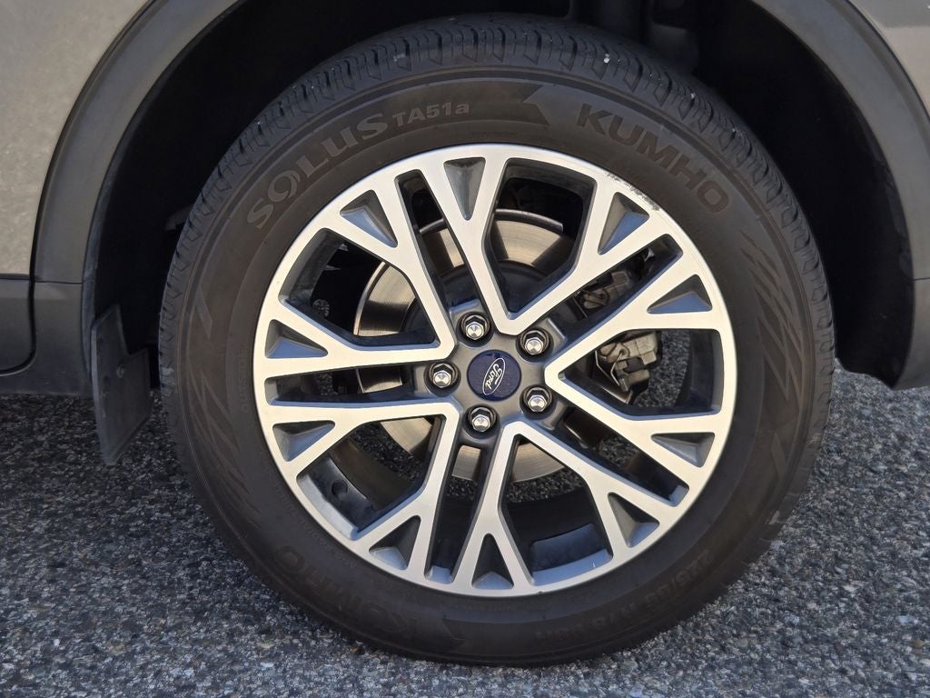 2022 Ford Escape SEL