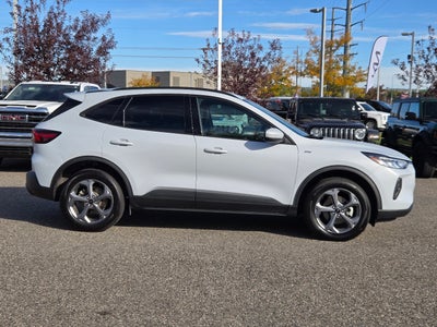 2025 Ford Escape ST-Line Select