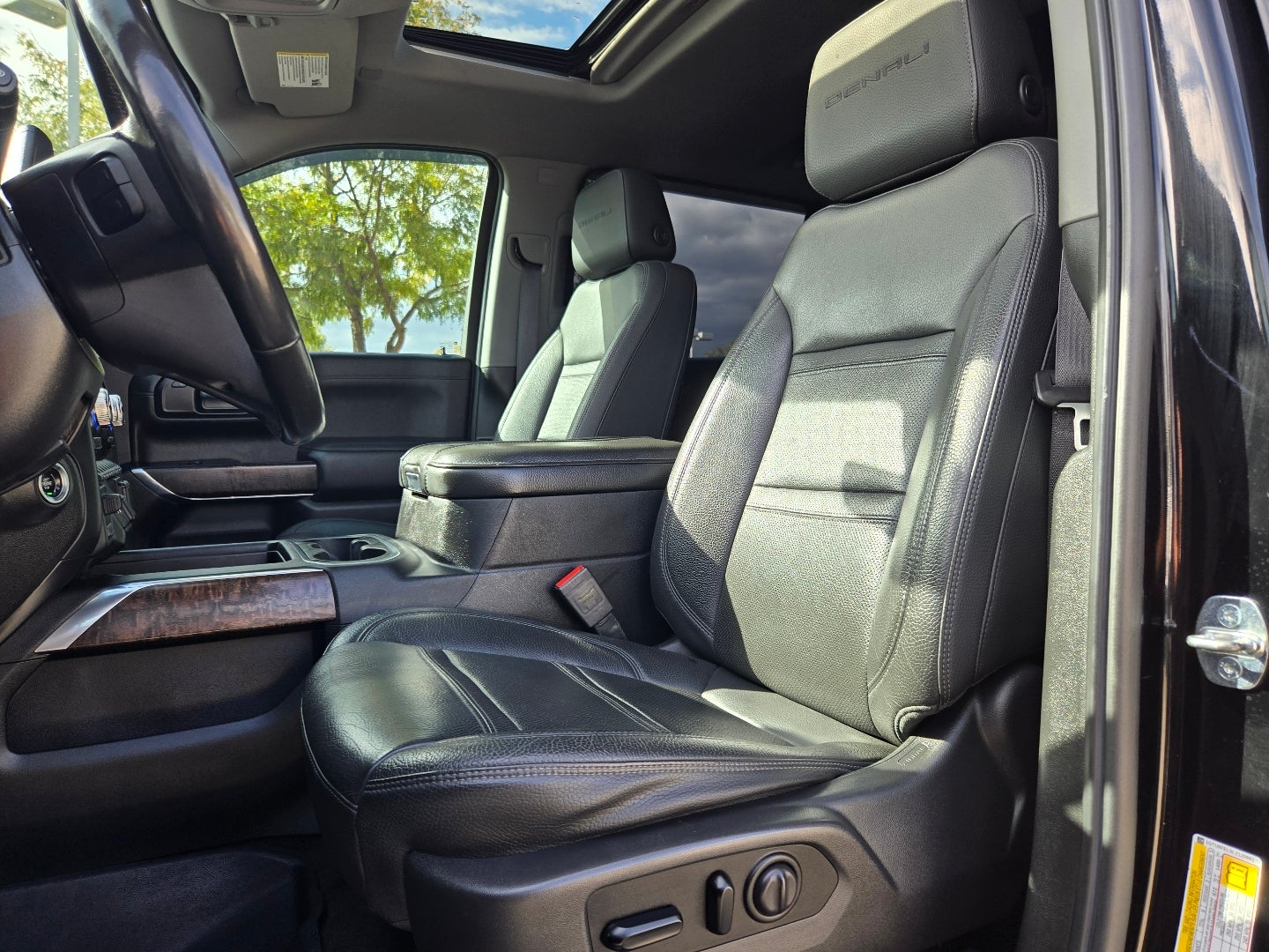 2020 GMC Sierra Denali