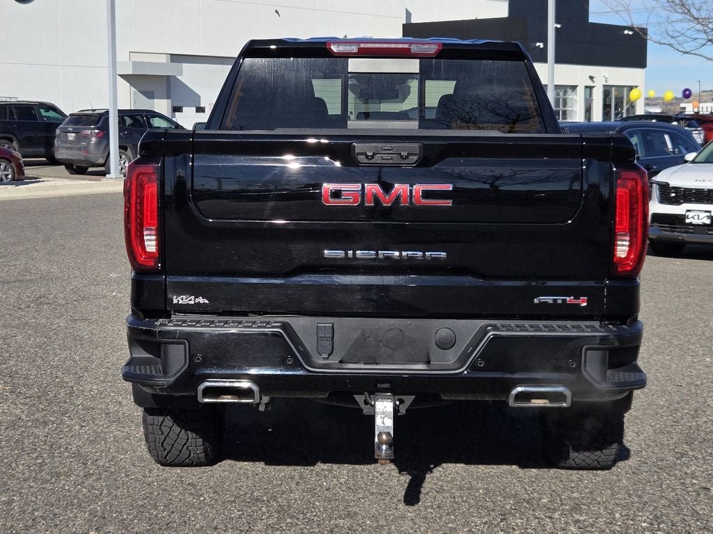 2024 GMC Sierra AT4