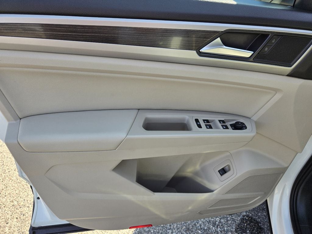 2020 Volkswagen Atlas 3.6L V6 SE w/Technology