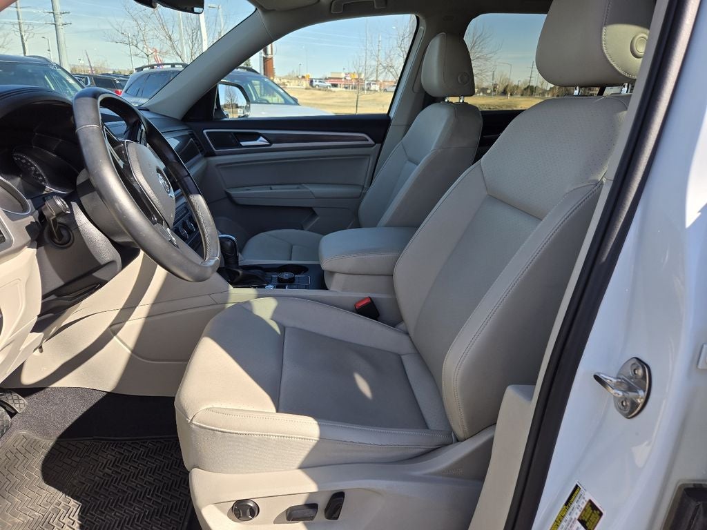 2020 Volkswagen Atlas 3.6L V6 SE w/Technology