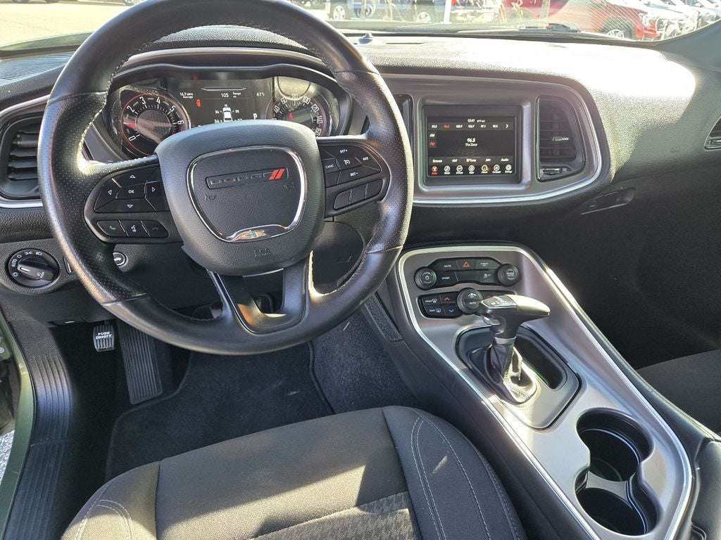 2022 Dodge Challenger SXT