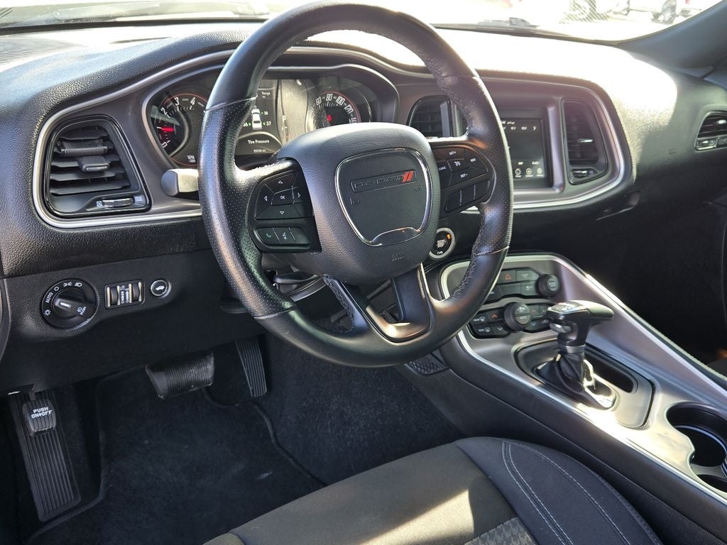 2022 Dodge Challenger SXT